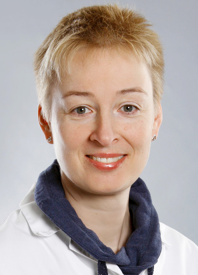 Porträtfoto von Tina Friedrich, Pharmazeutisch-kaufmännische Angestellte (PKA).